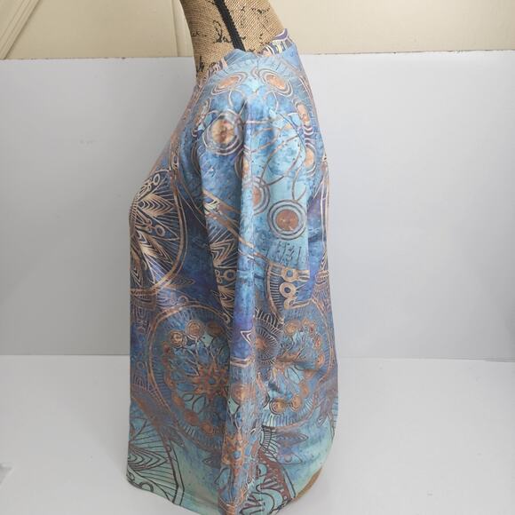 Women's 3/4 Sleeve Mysterious Floral Tribal Design Basic Everyday Shirt Size S - Picture 2 of 3